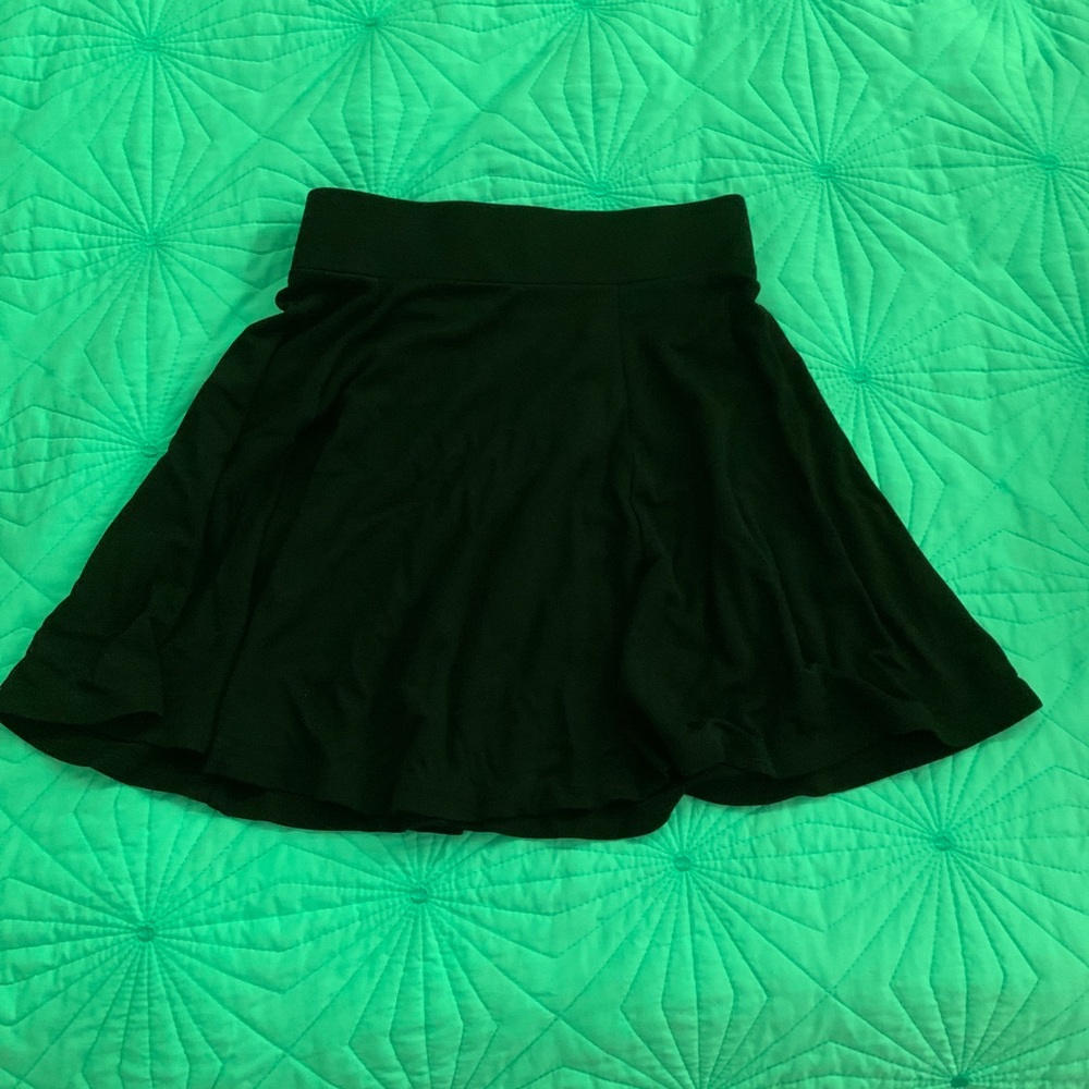 Black Skirt.